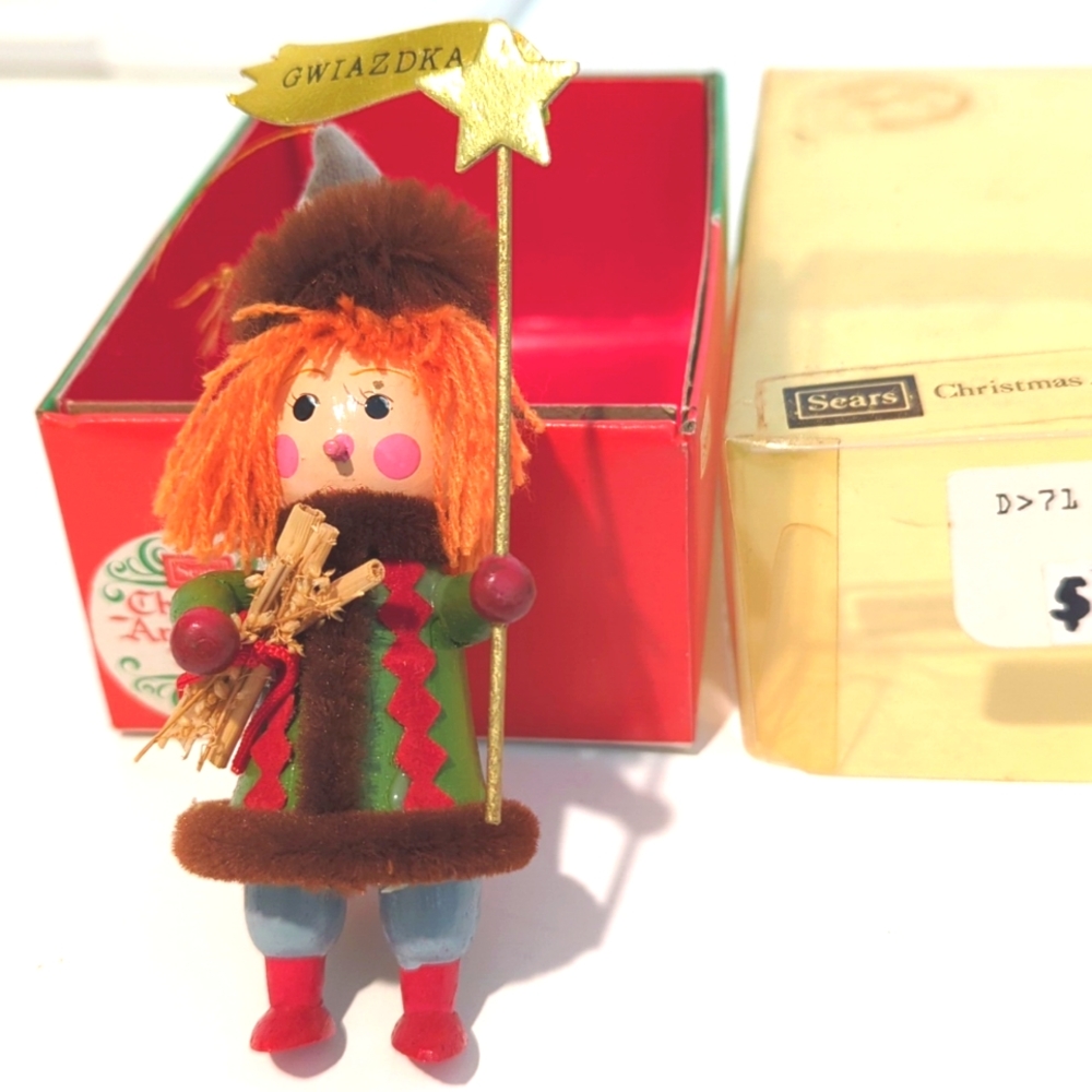 Vintage 1980's SEARS Christmas Around the World Wood Ornament Boy W/Star…